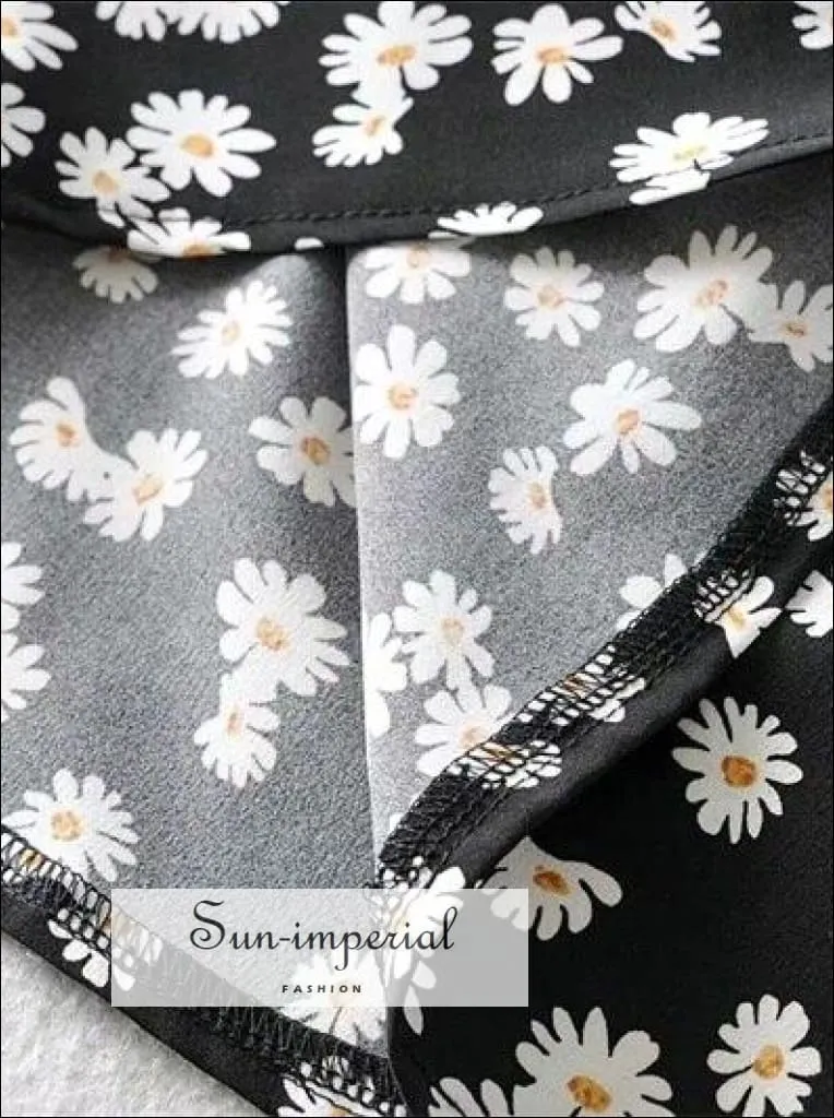 daisy print, florl print, flower printBlack Floral Cami Mini Derss Sweetheart Neckline Tie front Daisy Print Mini Dress