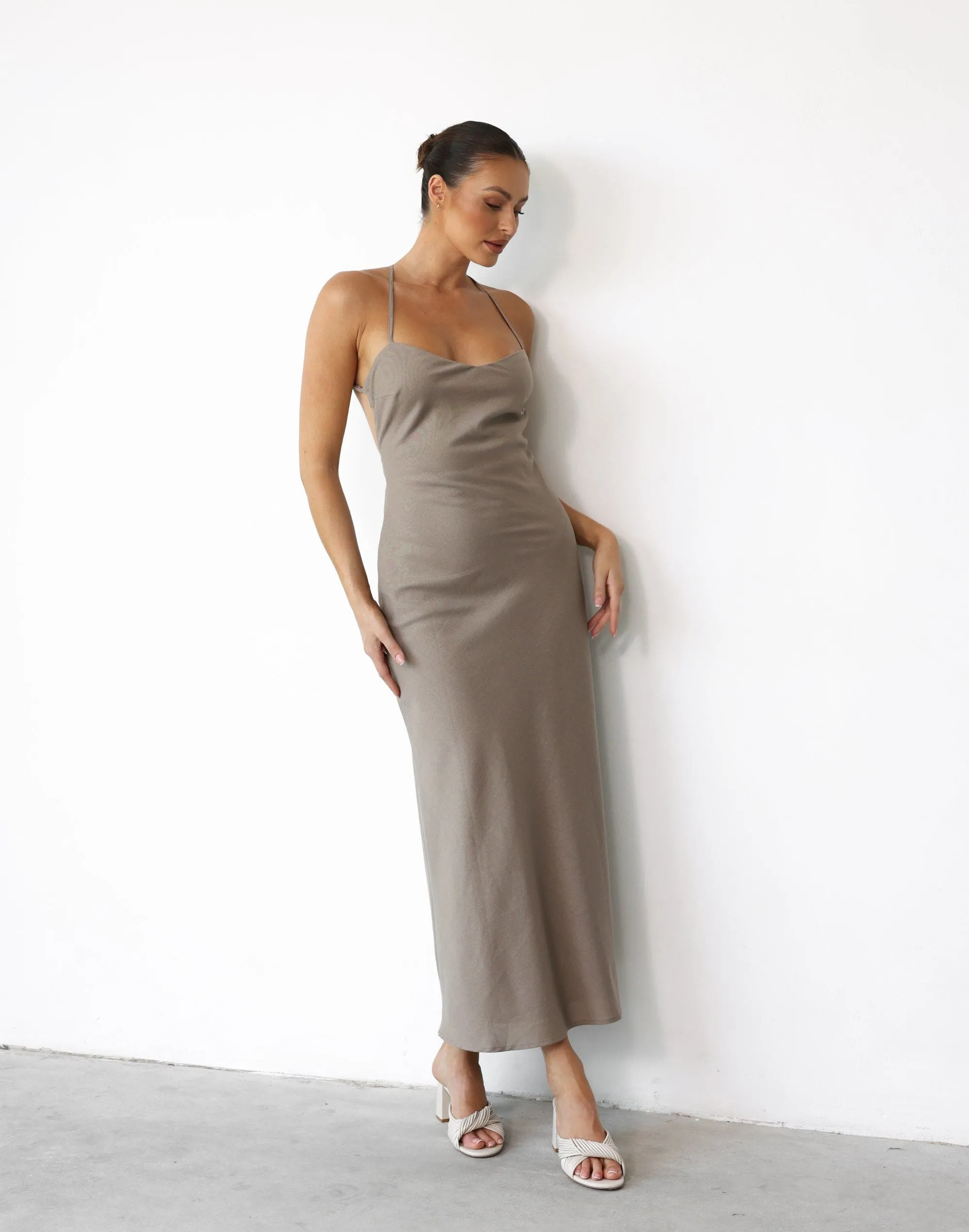 Haylie Linen Maxi Dress (Stone)