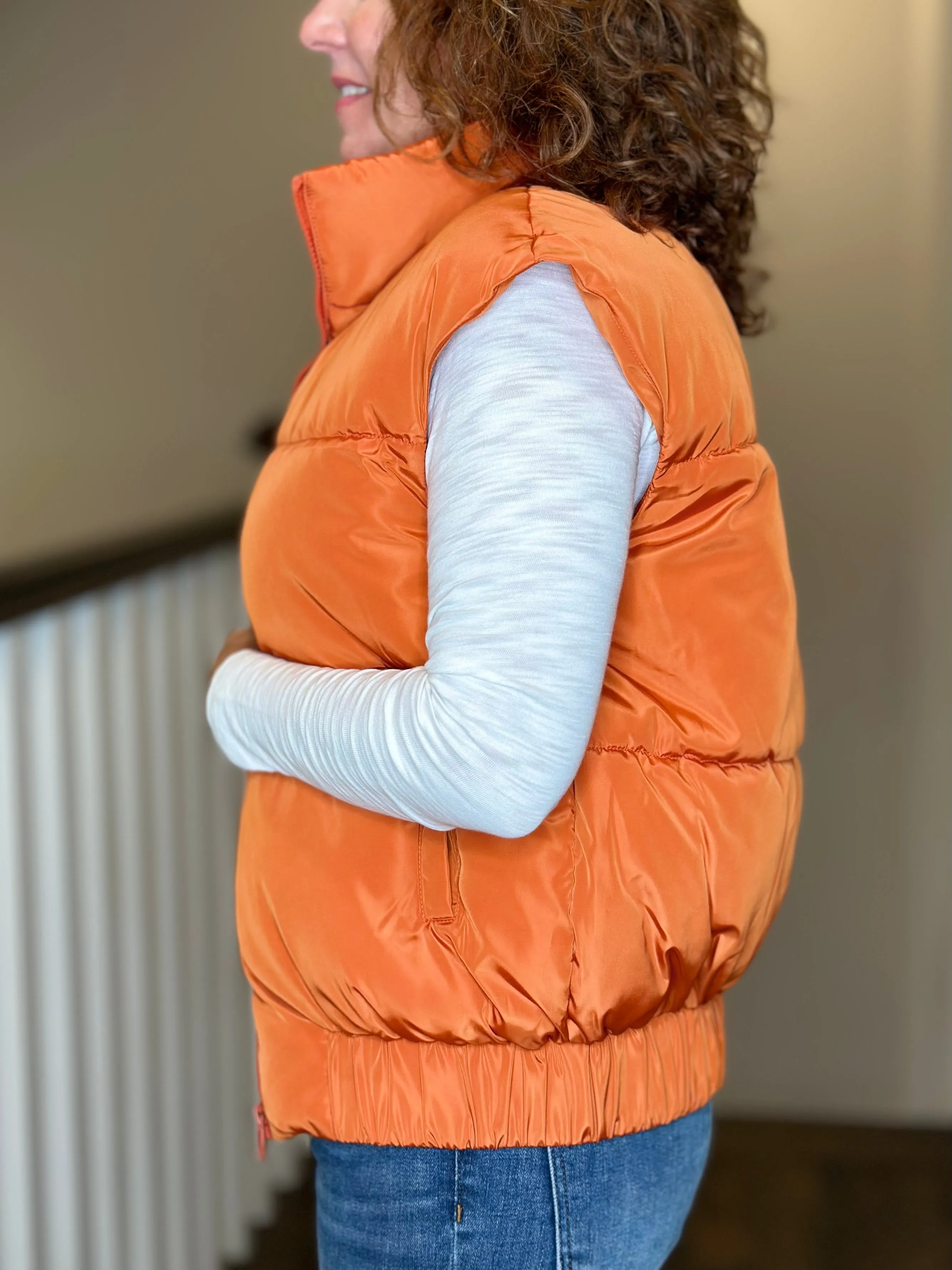 Love Token Vika Puffer Vest in Brick