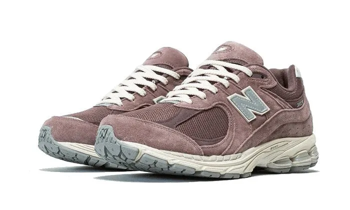 New Balance 2002R Black Fig