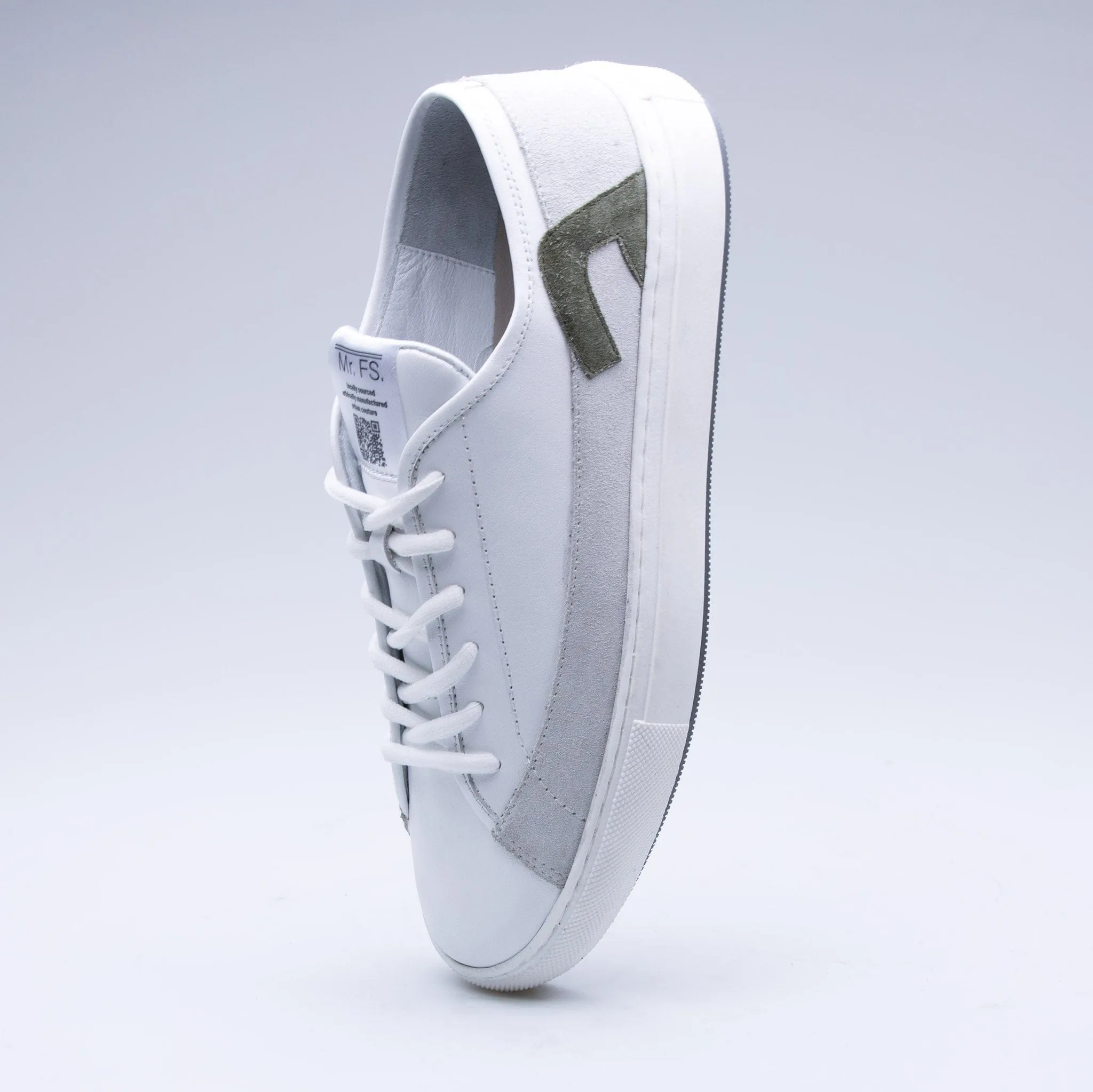 White Gustav Casual Shoes